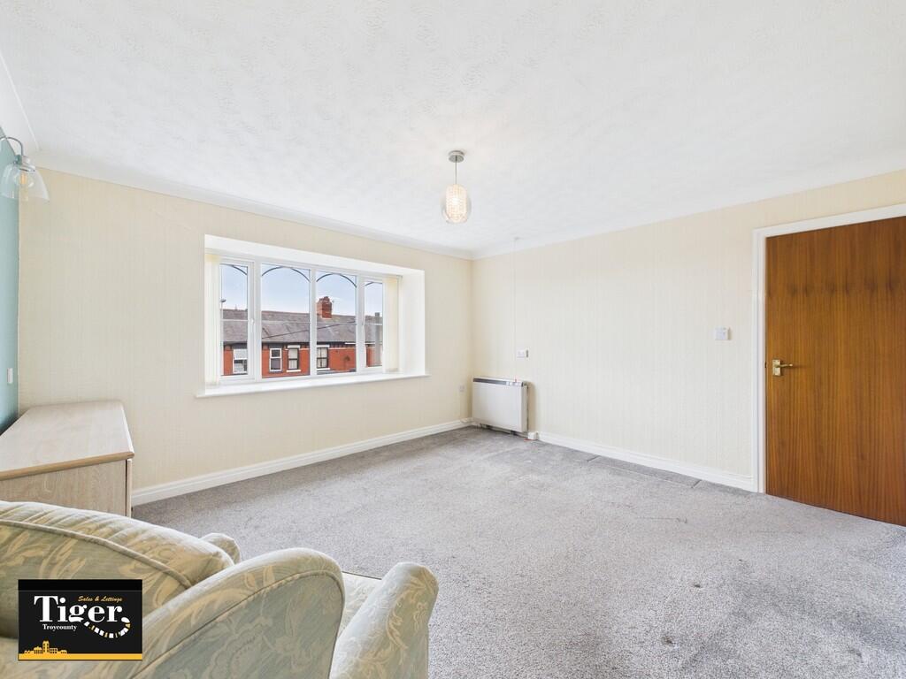 CAM03440G0-PR0369...