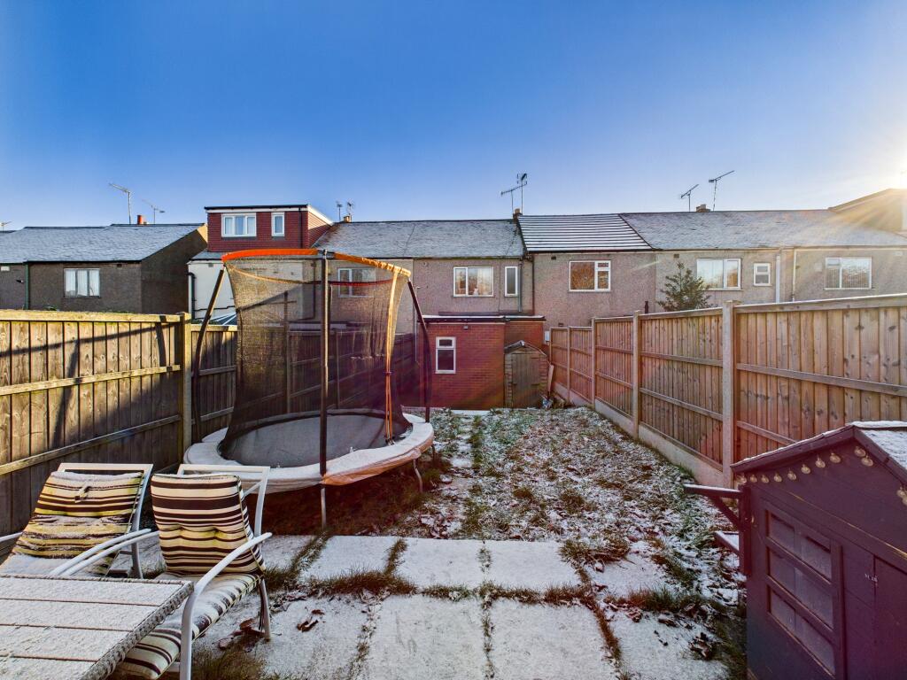 CAM05192G0-PR0190-STILL002