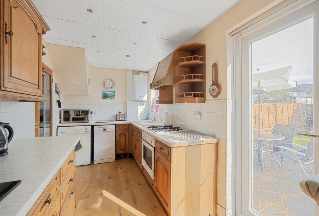 1302132-13-683f4a...