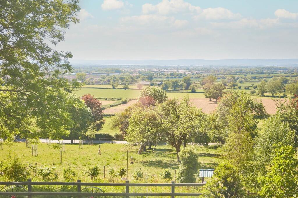 JAJ_GL10 3WB_0010.jpg