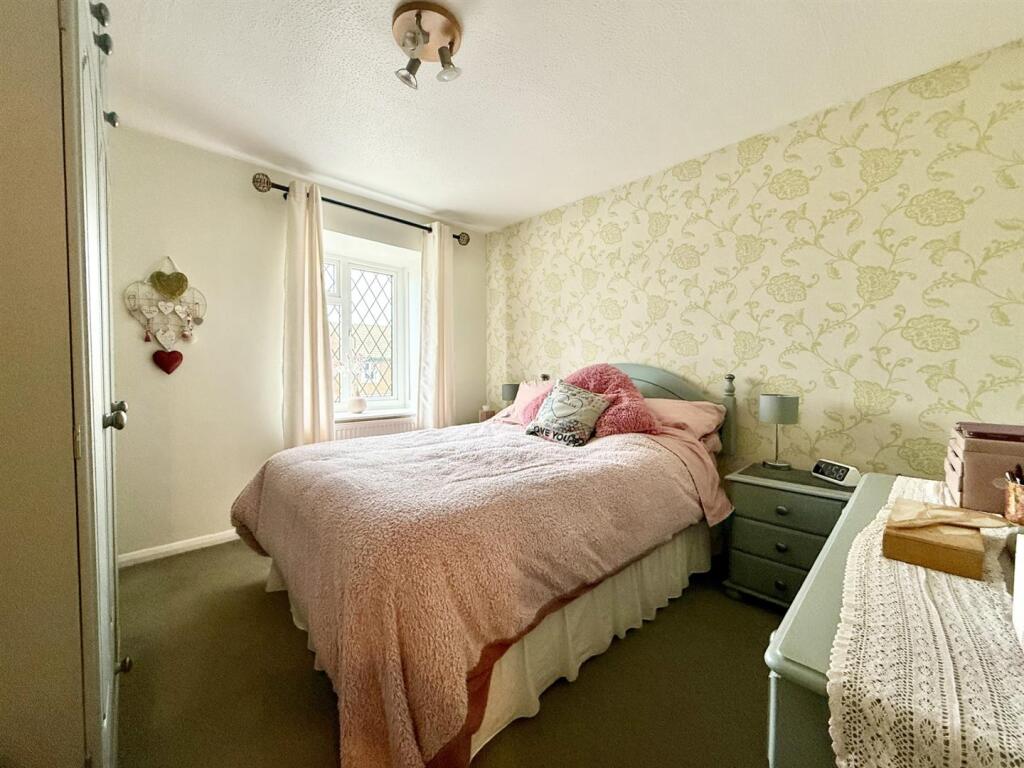 Bedroom1.jpg