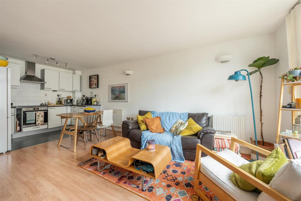 Martello Street, E8
