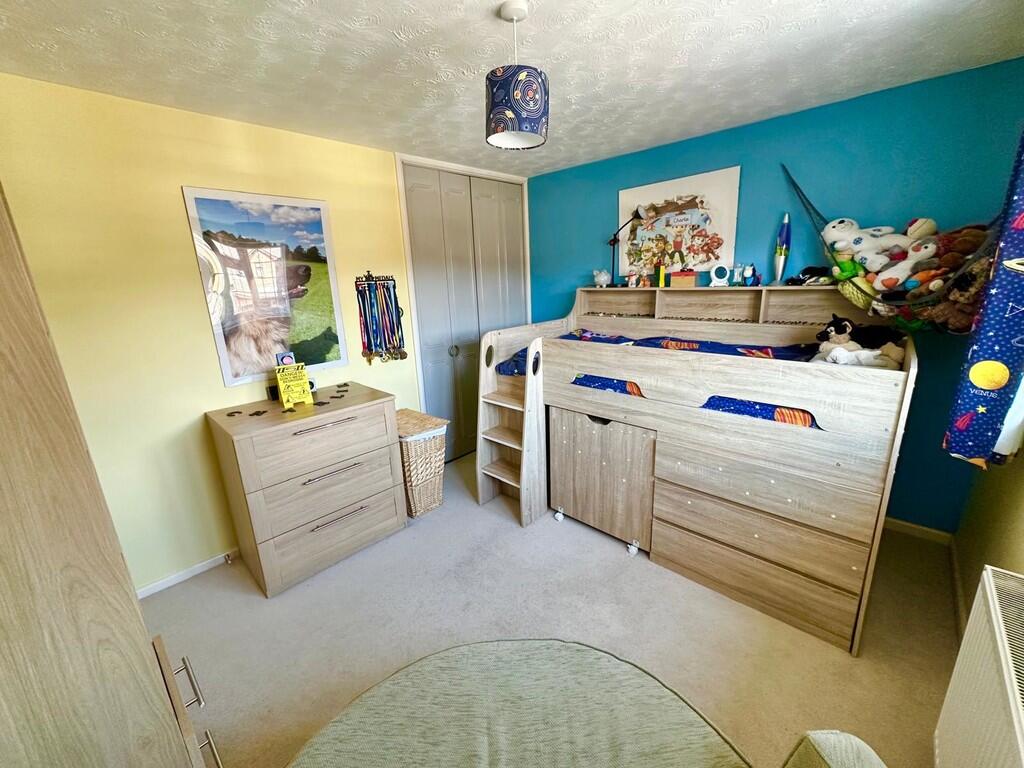 IMG-20250718-WA00...