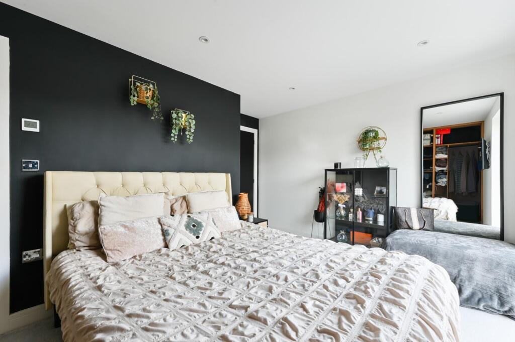 COPTHORNE HOUSE - 15.jpg