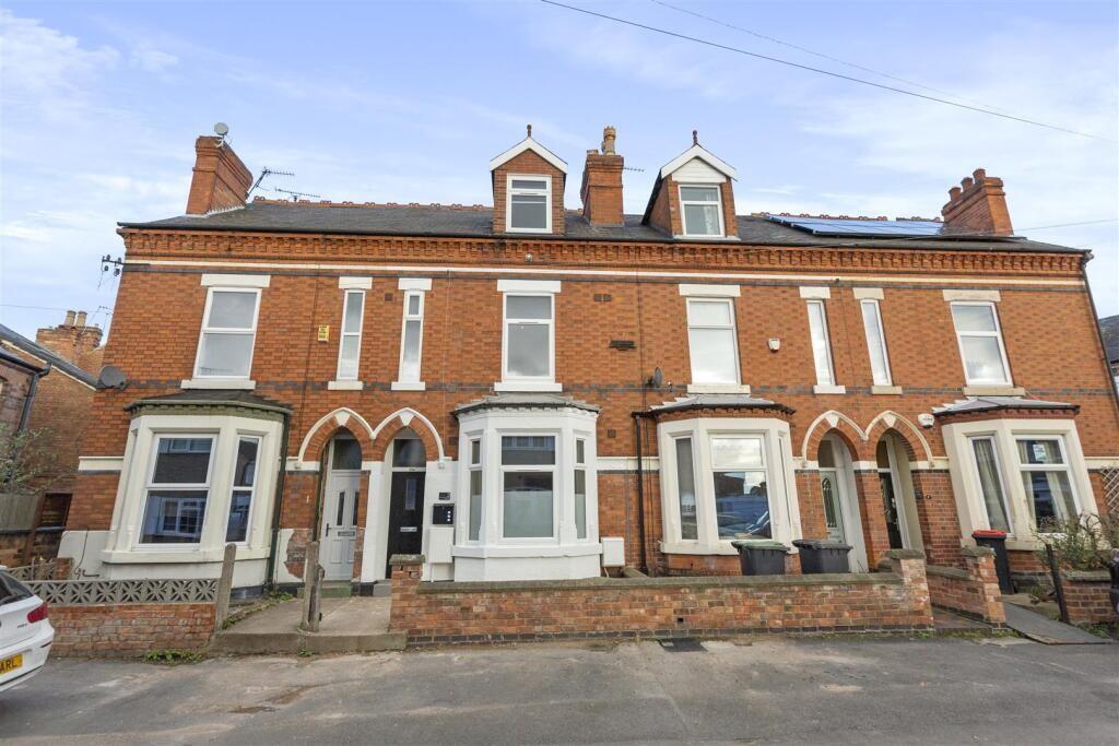 261131_33710901_I...