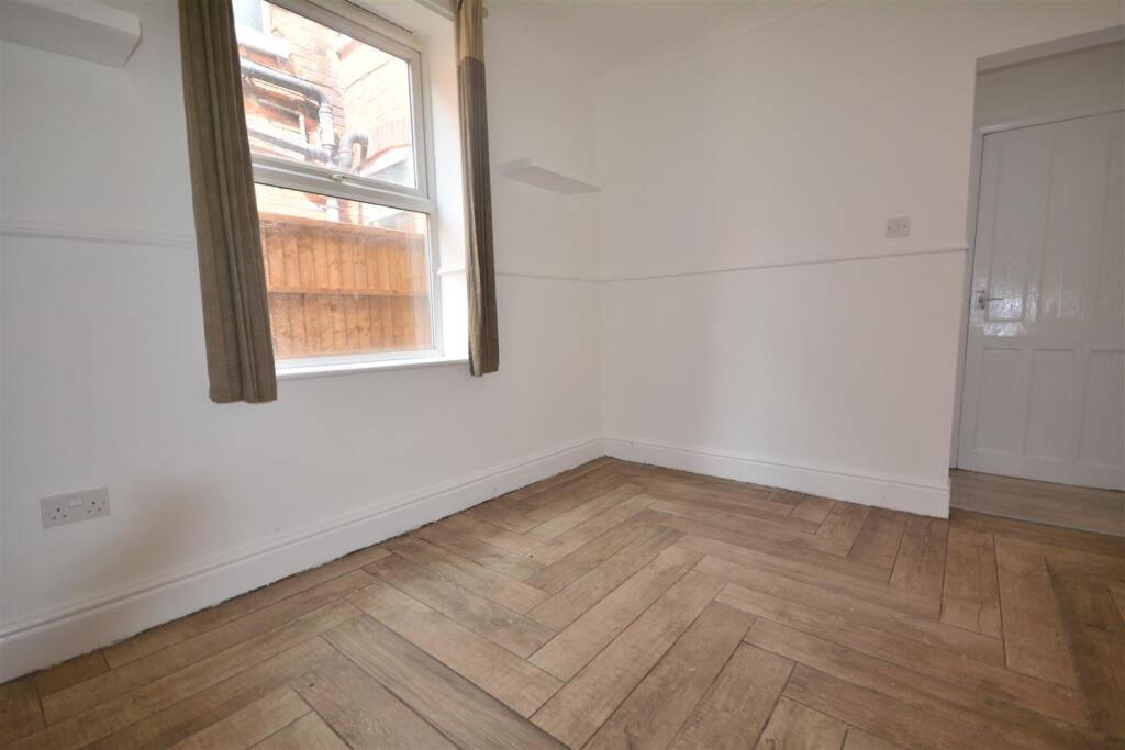 Dining Room.JPG