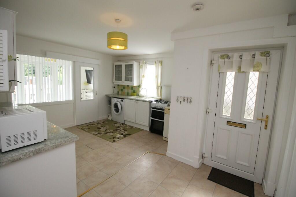 Kitchen &amp; Dining are