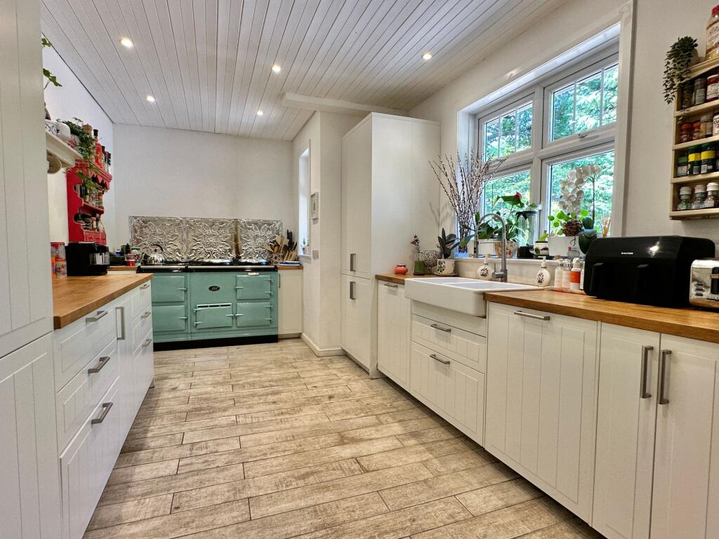 Family Dining Kitchen