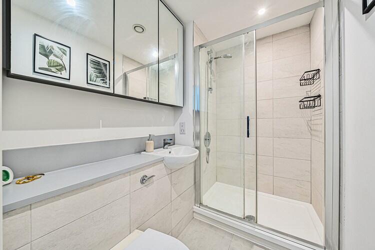 1294227 18 6825f8a714439 ARW