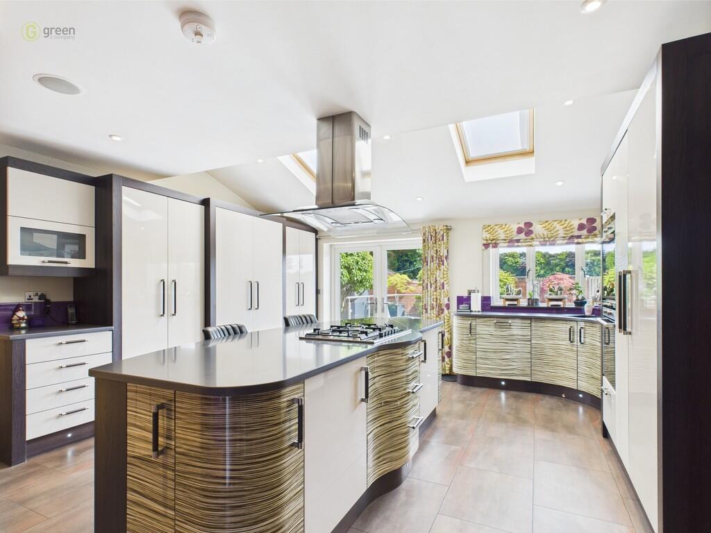 CAM03830G0-PR0156...