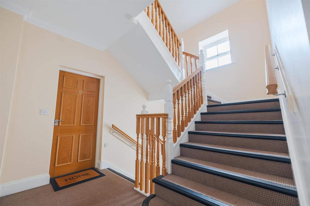 5 New Hall Manor-17.jpg