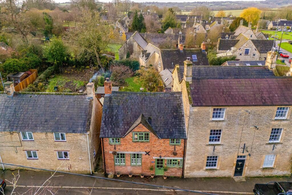 Milton Cottage 1996-23.jpg