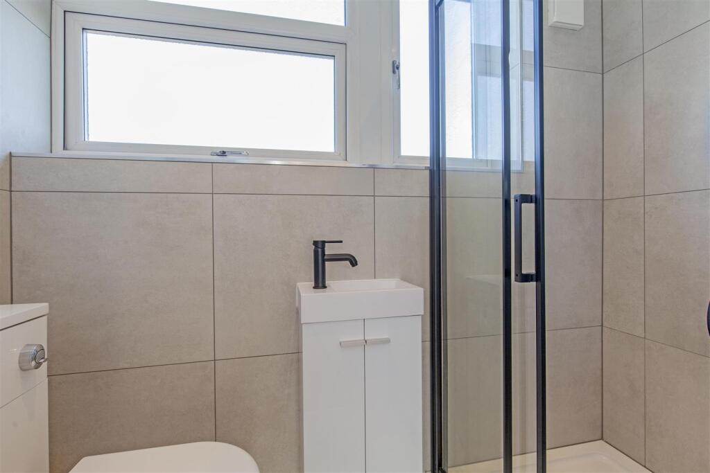 En Suite-1.jpg