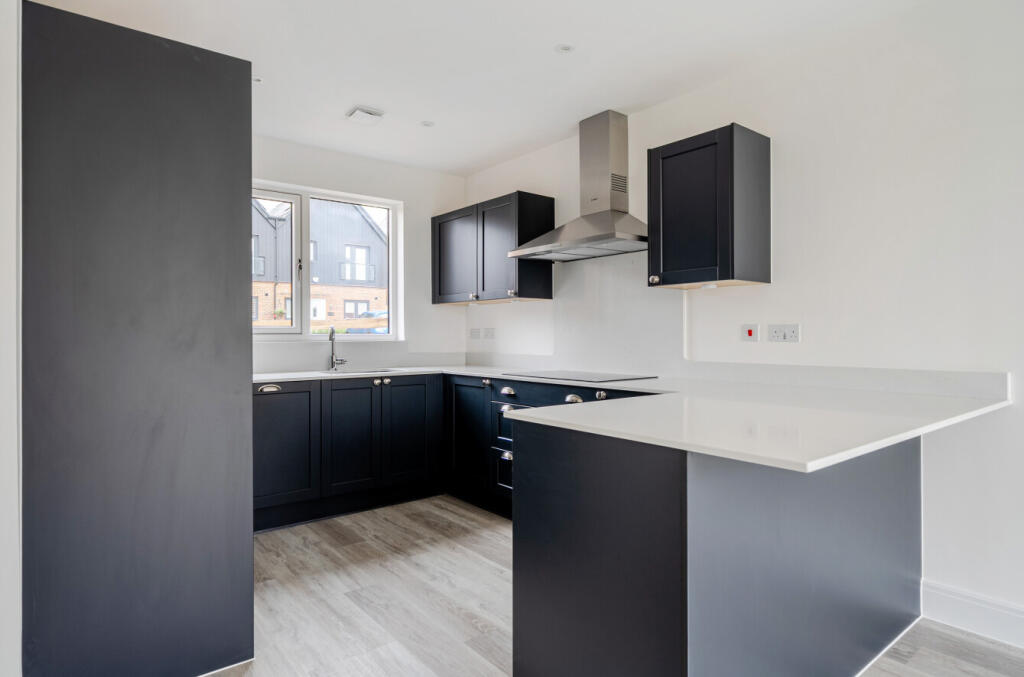 1369887-12-68ef89...