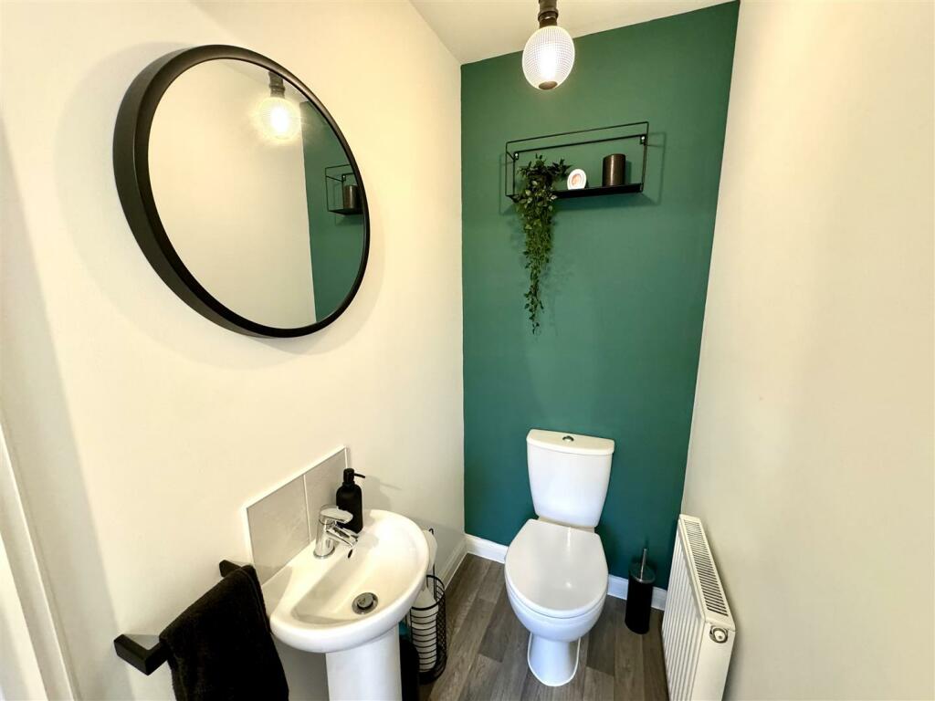 GROUND FLOOR WC