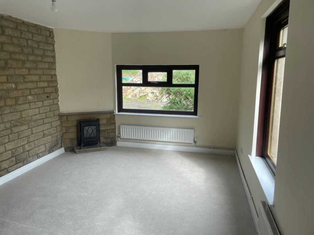 2 Watson Close,Oxenh