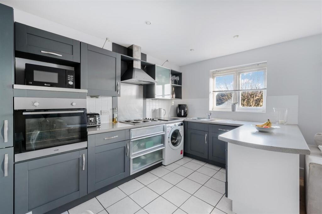 LIND ROAD, 19, FLAT 5 (16 FROM 28)-15.jpg