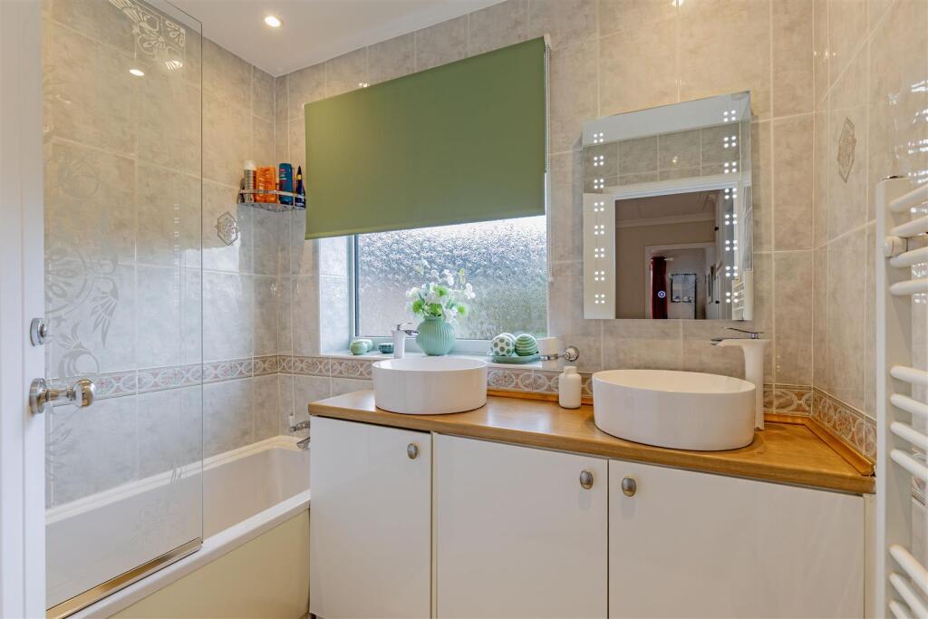 Bathroom-1.jpg