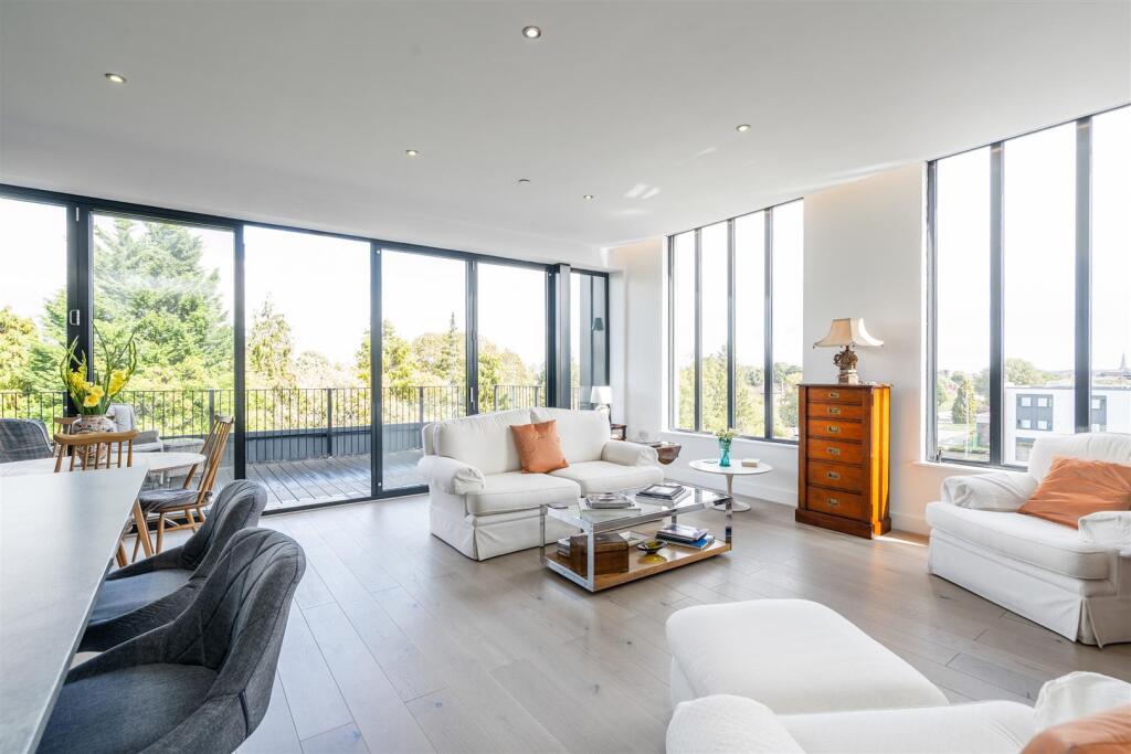 Apt 179 The Broad Oaks_16.jpg