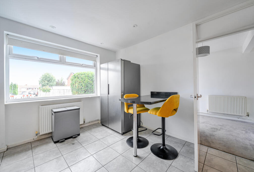 1317527-23-687a37...