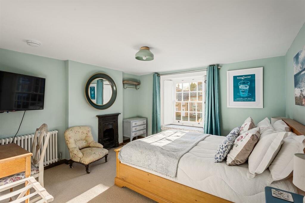 Bluebird_Cottage-01[1].jpg