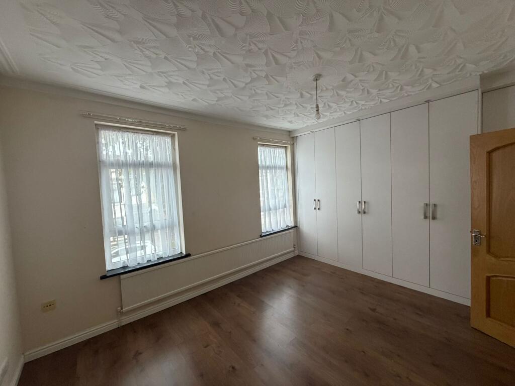 WhatsApp Image 2025-10-20 at 13.12.06_0ea24cc0