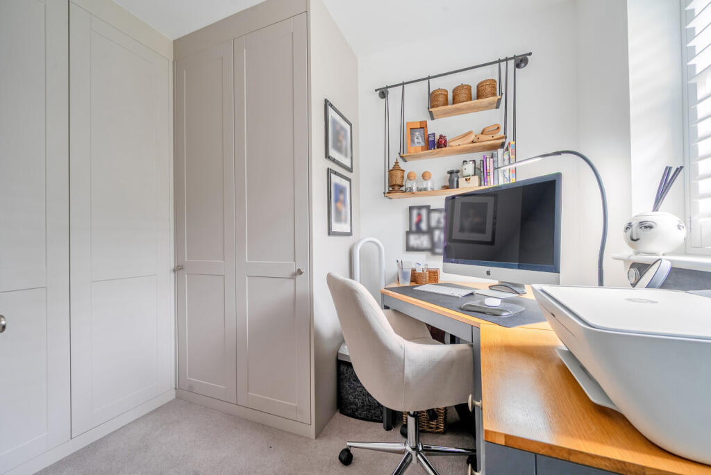 1328188-6-687fa9b...