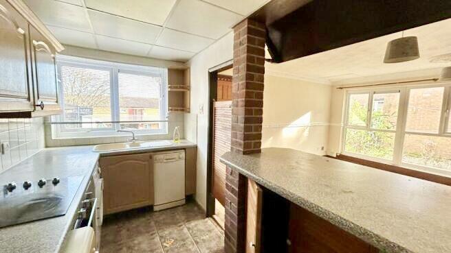 FD990A63-55A2-4937-A222-C54BDE3908DC_1_201_a