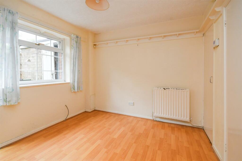 30 The Pavement - Dining Area.jpg