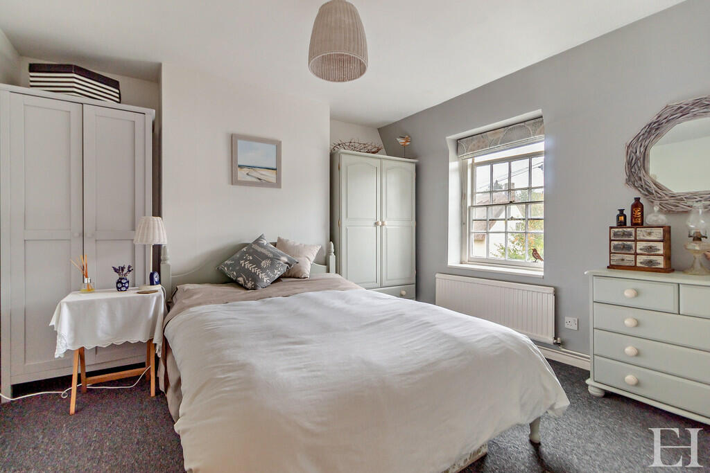 8623736-interiorW...