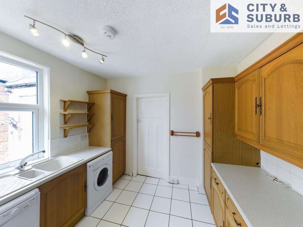 RKT92 Kitchen (3)