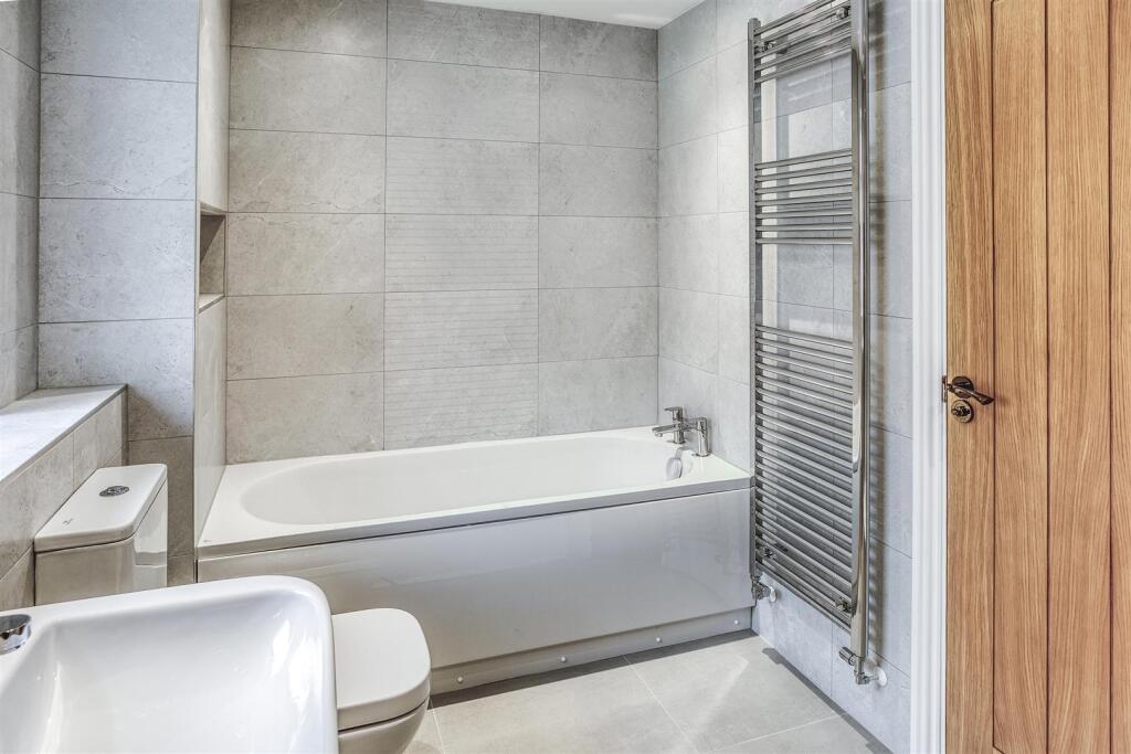 2025-02-12 12.00.33-3_HDR.jpg