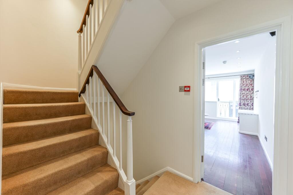 27 Eaton Row, Belgravia, London SW1W 0JA