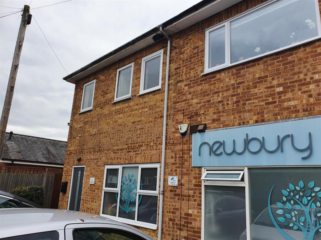 WB Lettings 21B Old Newtown Road Newbyrt RG14 2 be