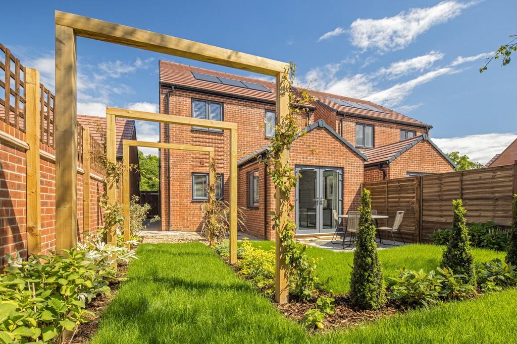 chestnut fields, woking