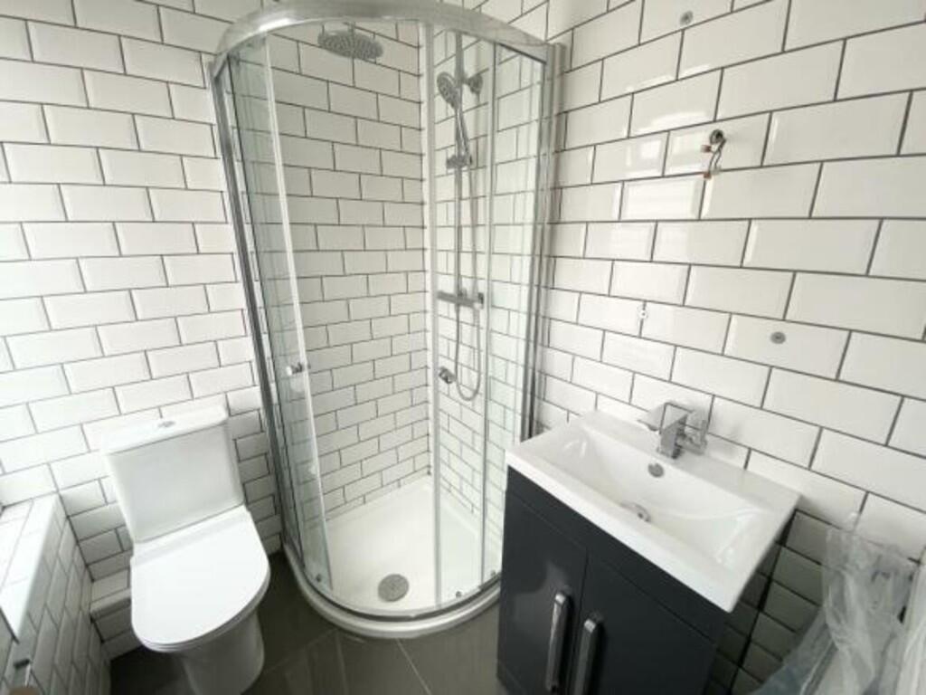 5137_000664162_IM...