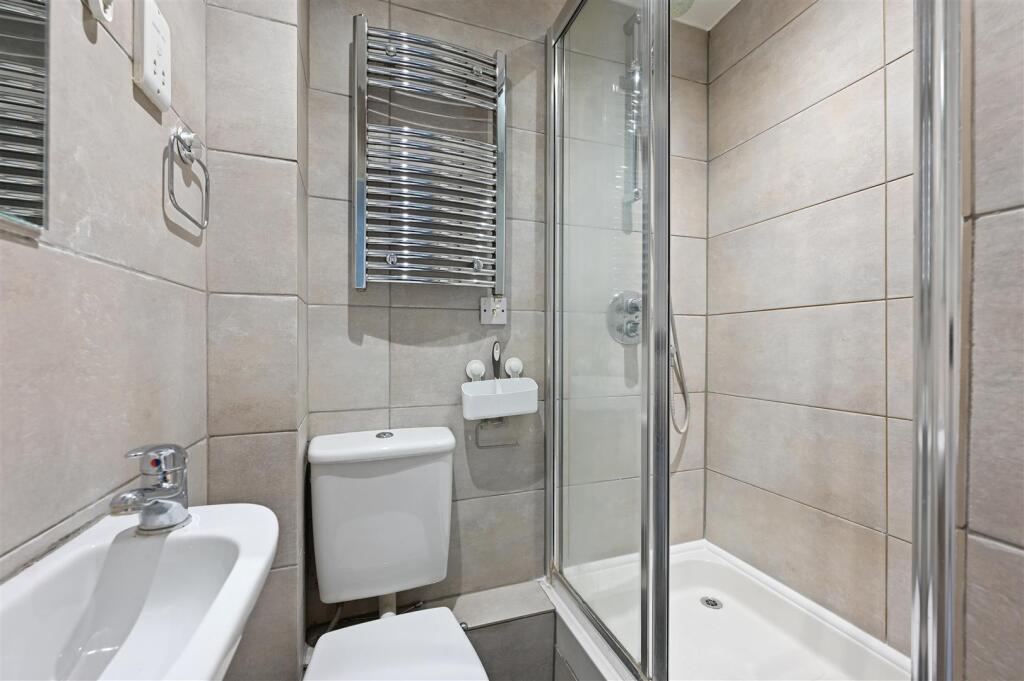 Netherwood Road - 36 (1).JPG