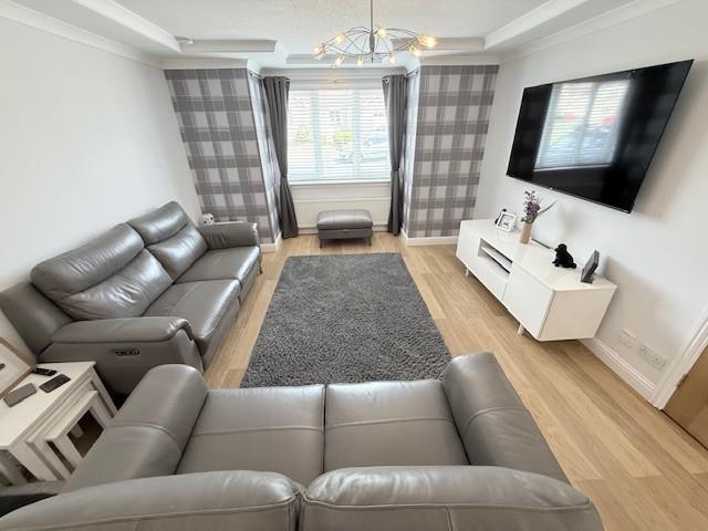 33BR7.jpg