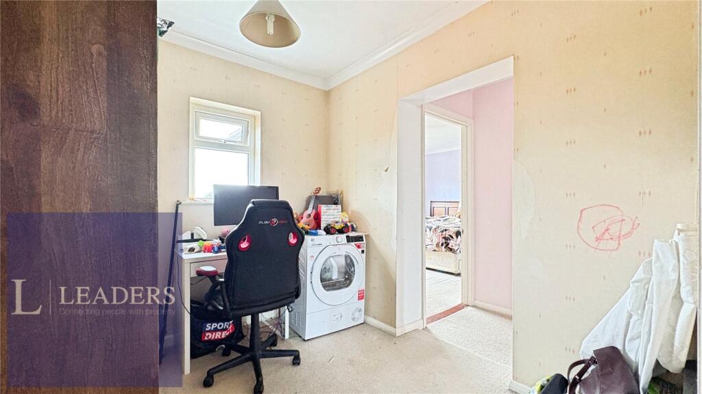 Office/Landing