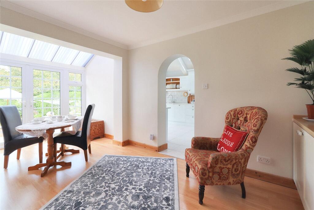 Breakfast Room