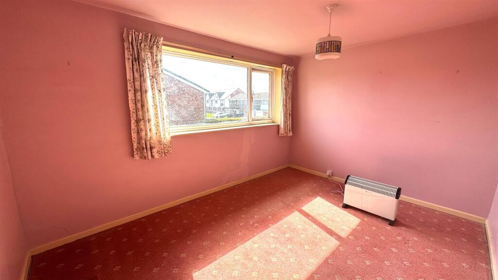 Bedroom 2.jpg