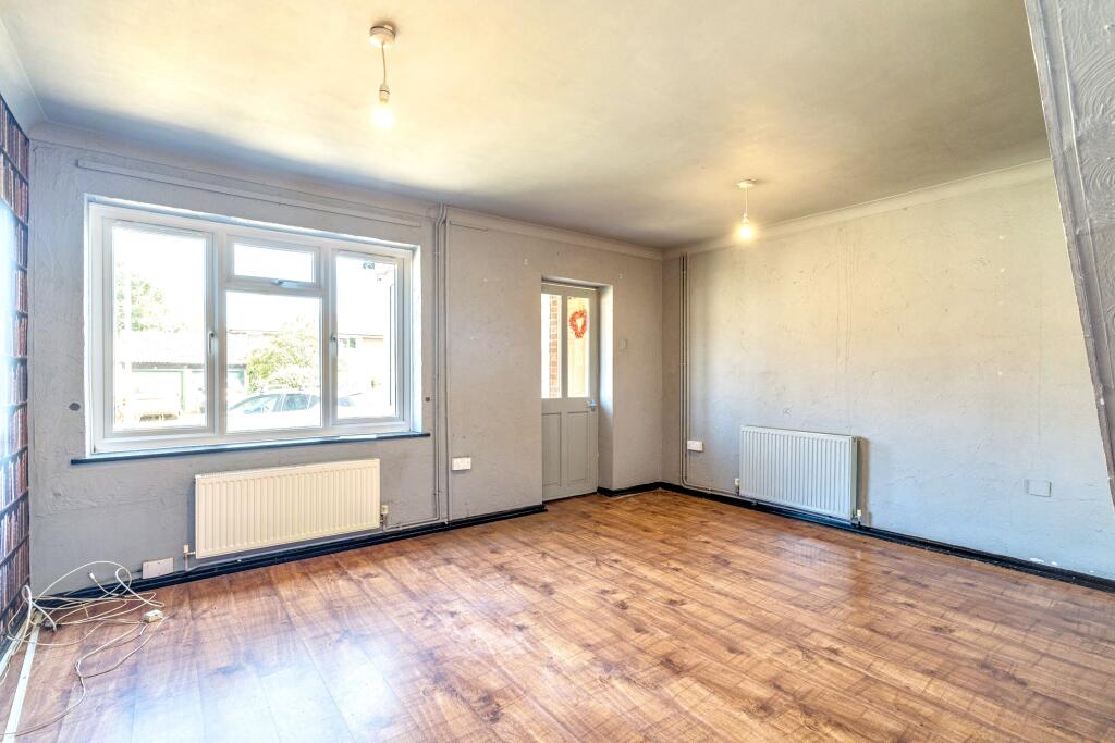 64 Holworthy Road, Norwich, NR5 9DG