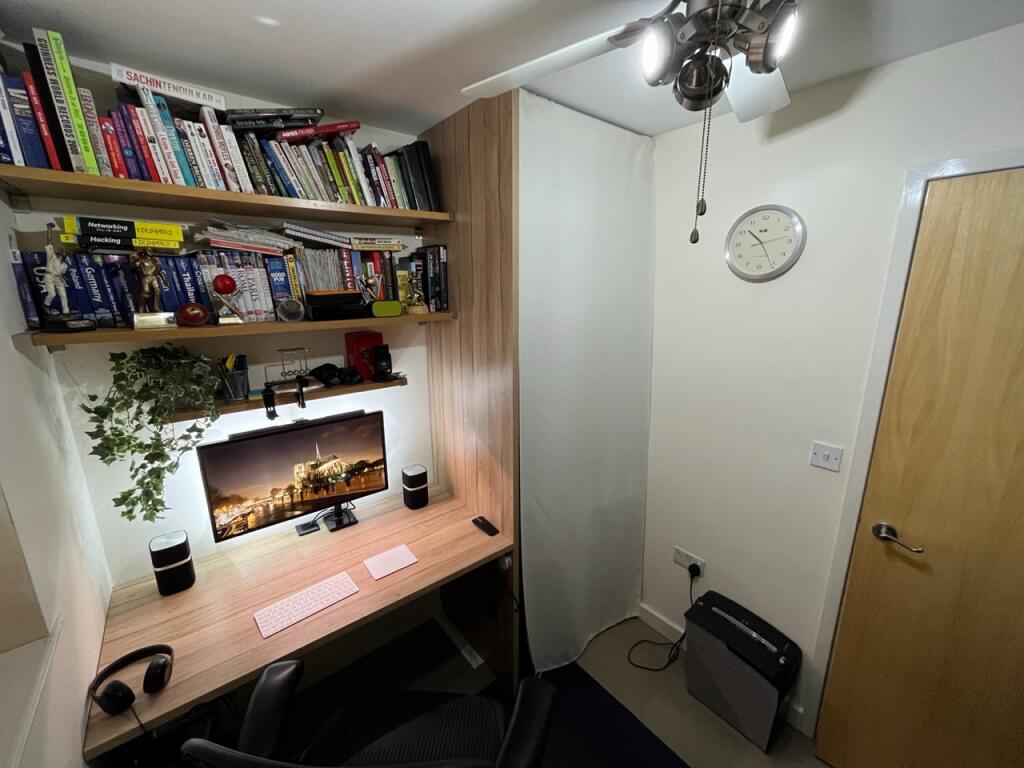 Photo 6