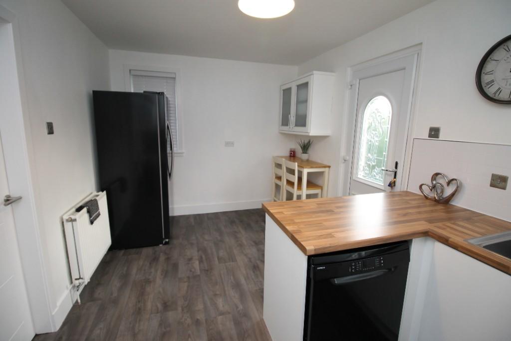 Kitchen Dining area
