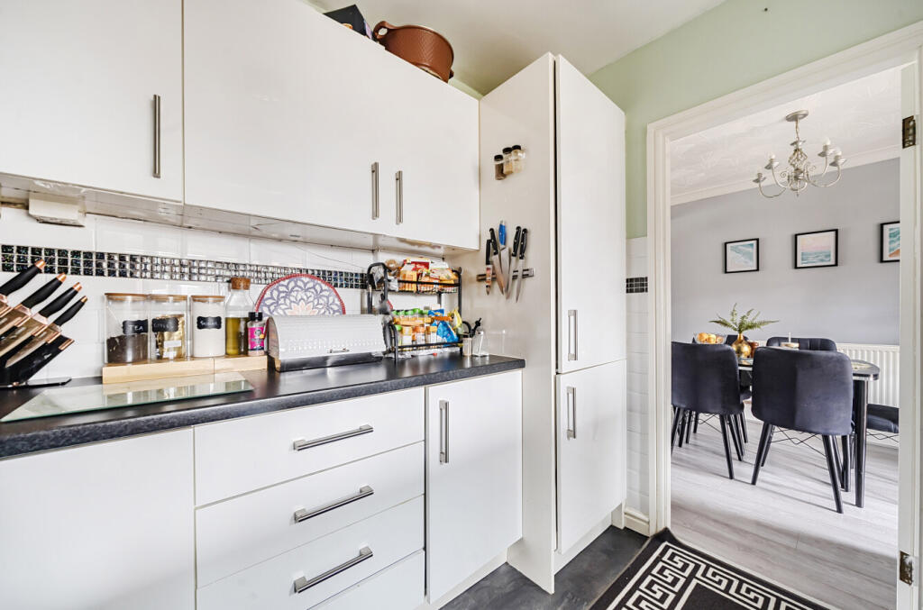 1325001-9-6876818...