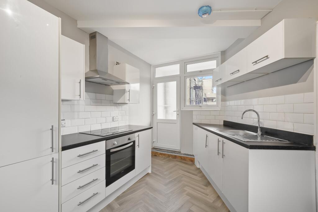 Flat 10, Richmond Ch