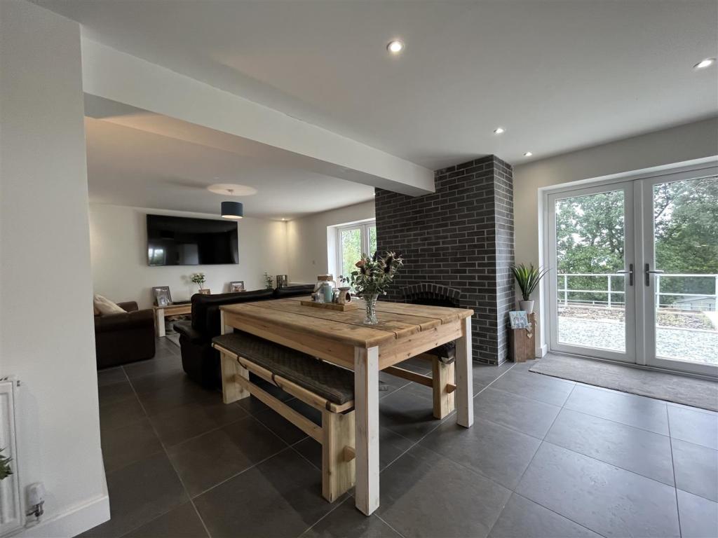 Open Plan Kitchen, Living &amp; Dining Room