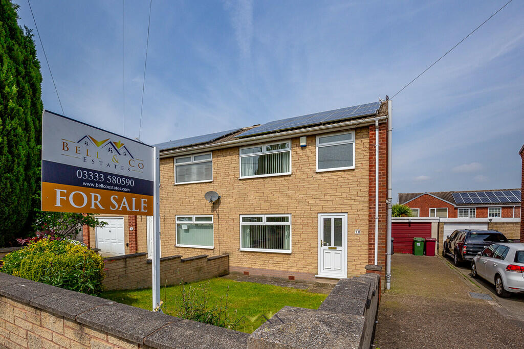 Front of house 1....