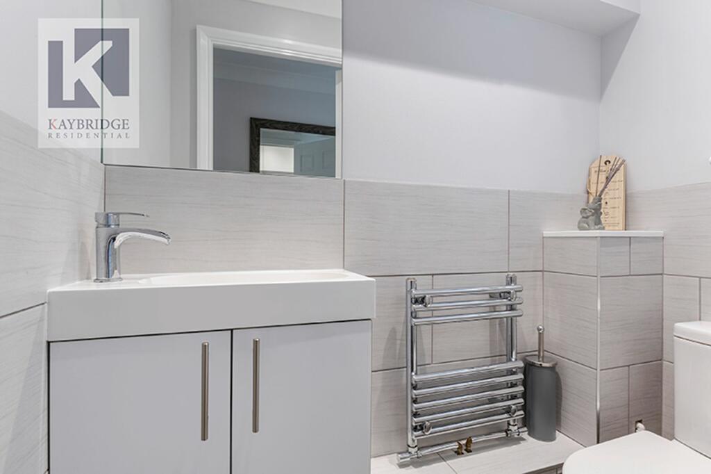 Chelsea Close, Worcester Park - KT4 7SF