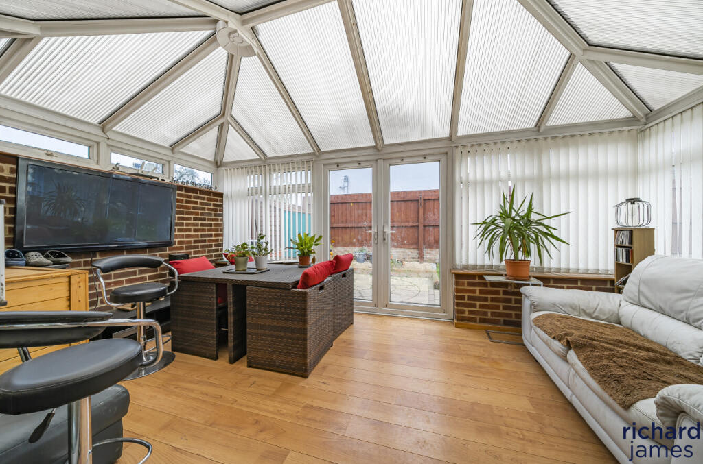 90e821d8-2a0f-4be...